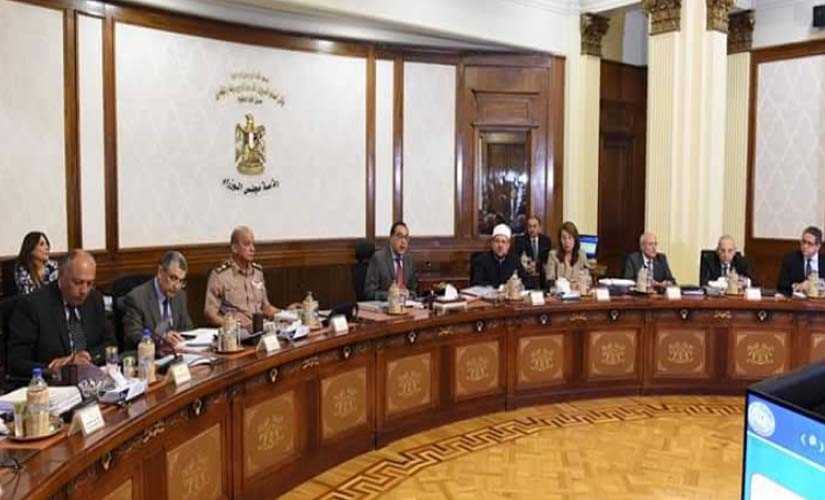 رئيس مجلـس الــوزراء يستعرض أهم الموضوعات الاقتصادية والاجتماعية