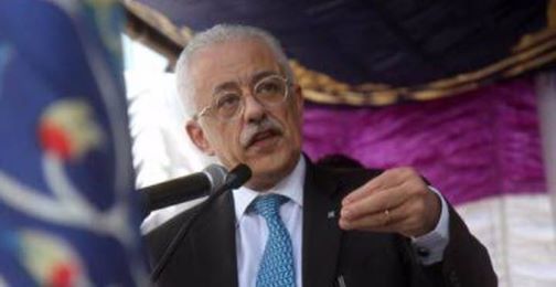 وزير التربية والتعليم ”مد فترة التقديم لمدارس المتفوقين”