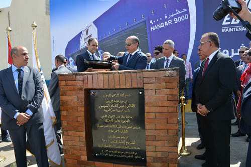 وزير الطيران المدني يضع حجر الأساس لمشروع هنجر 9000