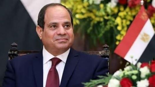 السيسي يدعو المجتمع المحلي للمشاركة في صيانة المدارس