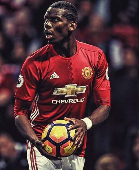 هل يفرط الشياطين الحمر في بوجبا من اجل ديبالا ؟