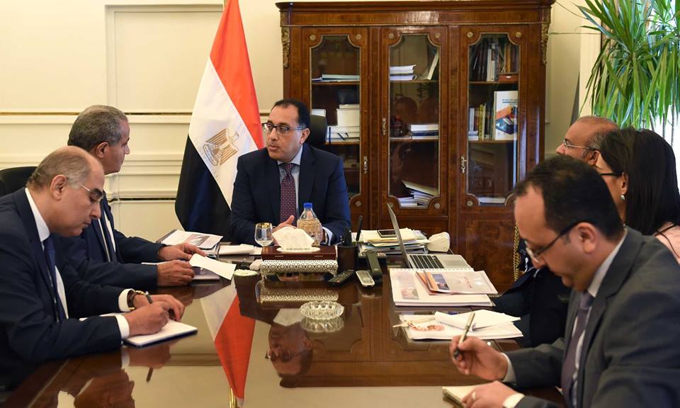 رئيس الوزراء يستعرض خطة التوسع في إقامة المناطق اللوجستية والتجارية