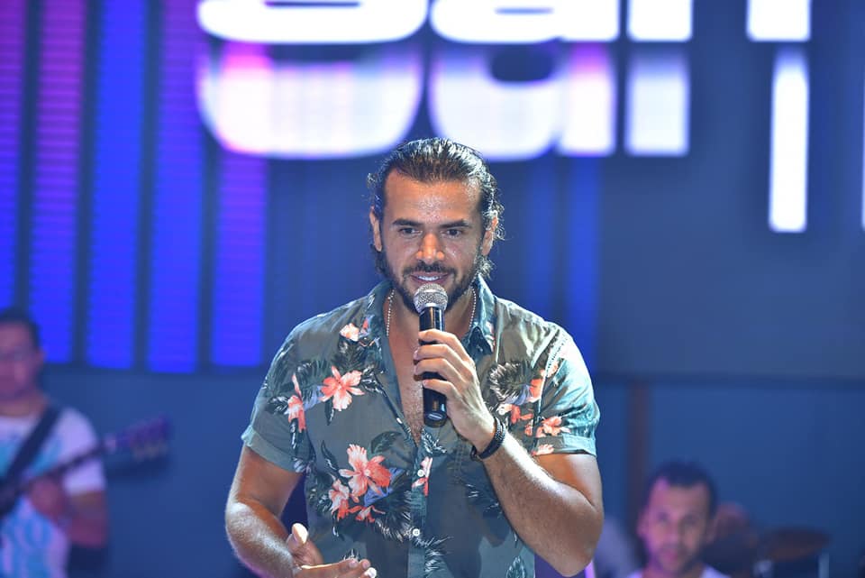 سامو زين يحتفل بتخرج طلاب جامعة PUA بالاسكندرية