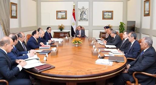 السيسى يجتمع لمتابعة تطورات الموقف الاقتصادي الراهن وسعر الصرف