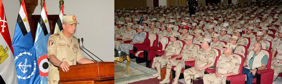 وزير الدفاع يلتقى بضباط وصف وصناع وجنود المنطقة المركزية العسكرية