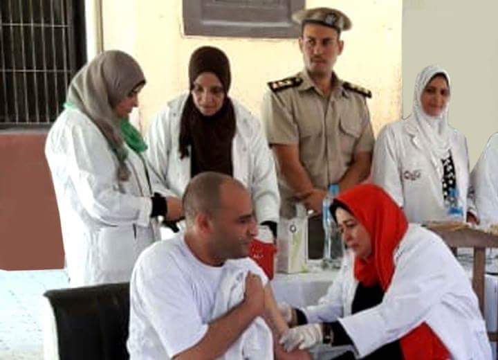 قطاع السجون ينظم قافلة طبية لتطعيم نزلاء السجون