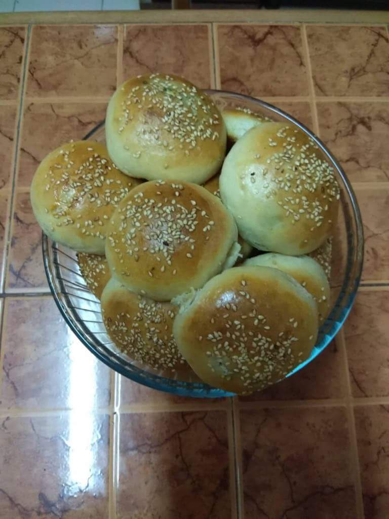 فطاير بالجبنه مقدم من الشيف أمل فهد