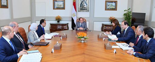السيسى يستعرض جهود الحكومة لتطوير منظومة الرعاية الصحية