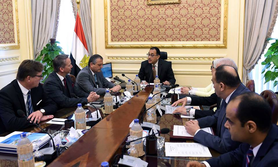 رئيس الوزراء يلتقى ومسؤلو شركة فاميد النمساوية