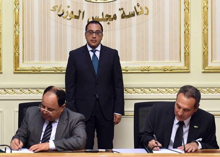 رئيس الوزراء يشيد بدور الجهاز المصرفى الفعال فى بناء الاقتصاد المصري