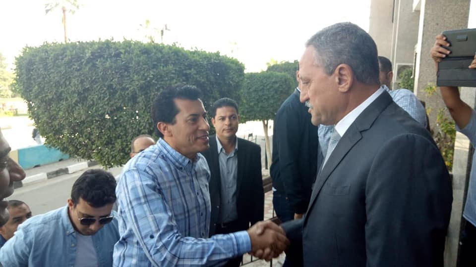 وزير الشباب والرياضة يصل الاسماعيلية لحضور الماراثون ونموذج محاكاه نصر أكتوبر