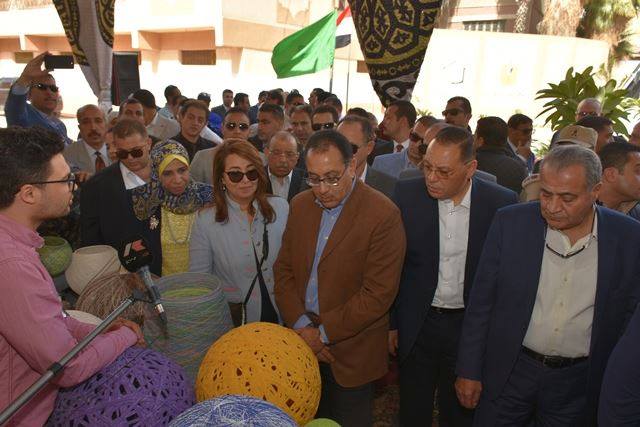 رئيس الوزراء والوفد الوزارى المرافق له يزوروا دار التربية للبنين بالزقازيق