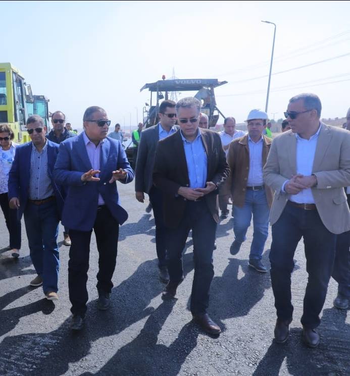 وزير النقل يتفقد أعمال انشاءات طريق داعم للطريق الدائري