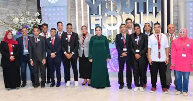 قرينة الرئيس تعرب عن سعادتها بلقائها مع طلاب مدرسة الأمل للصم والبكم