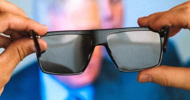 ابتكار جديد لنظارة تمنع رؤية الشاشات للحد من إدمان الأجهزة
