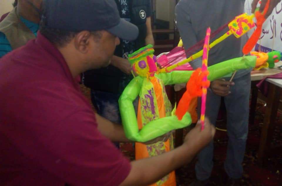 الإمداد الحركي في فراغ المسرح الأسود بالعجوزه