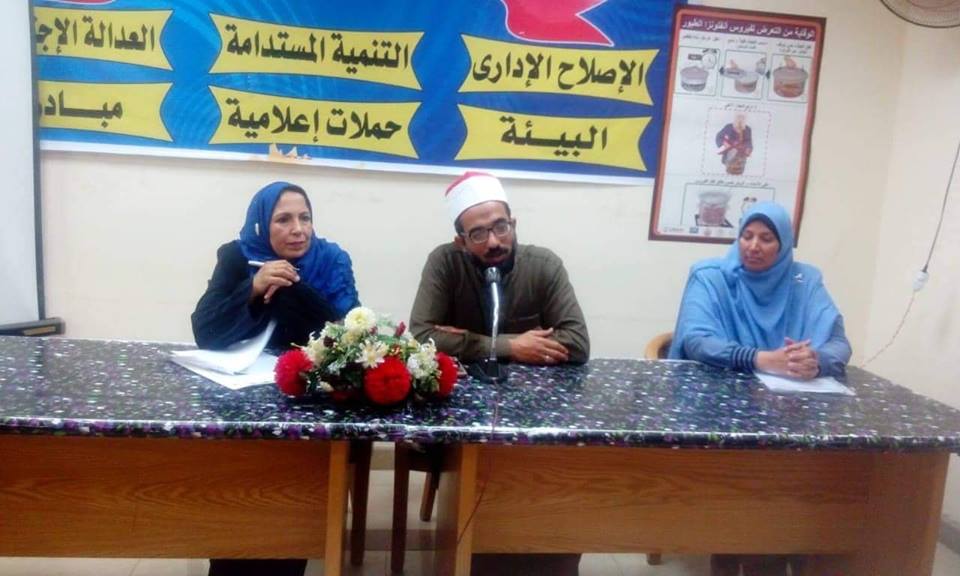 في ثاني سلسلة الحلقات النقاشية بمركز النيل للإعلام بالسويس 