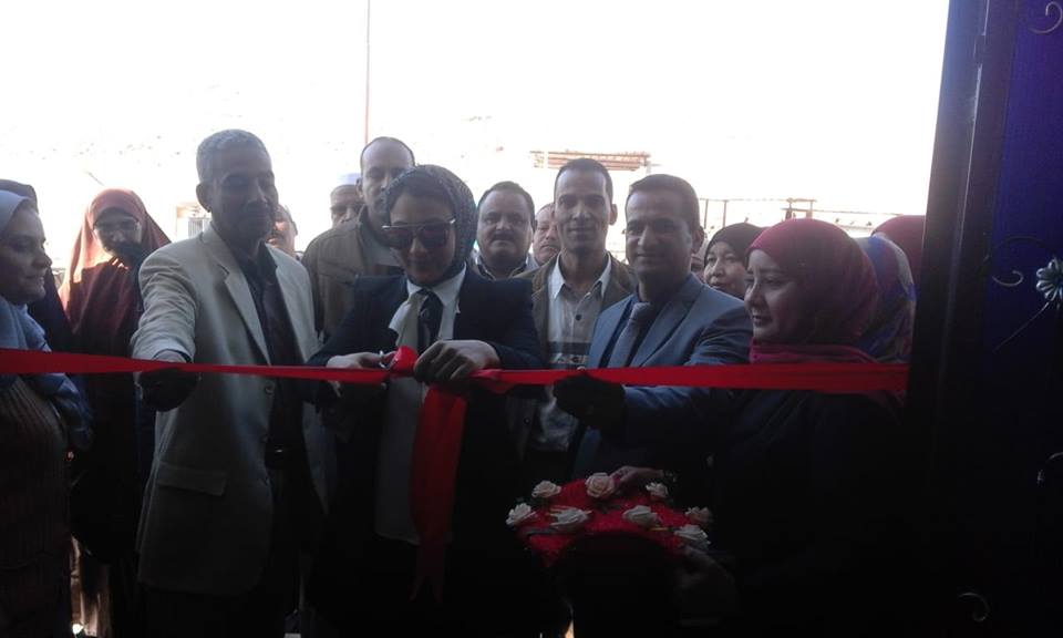 نائب محافظ الوادى الجديد تفتتح عدة مشروعات خدمية بمركز الداخلة