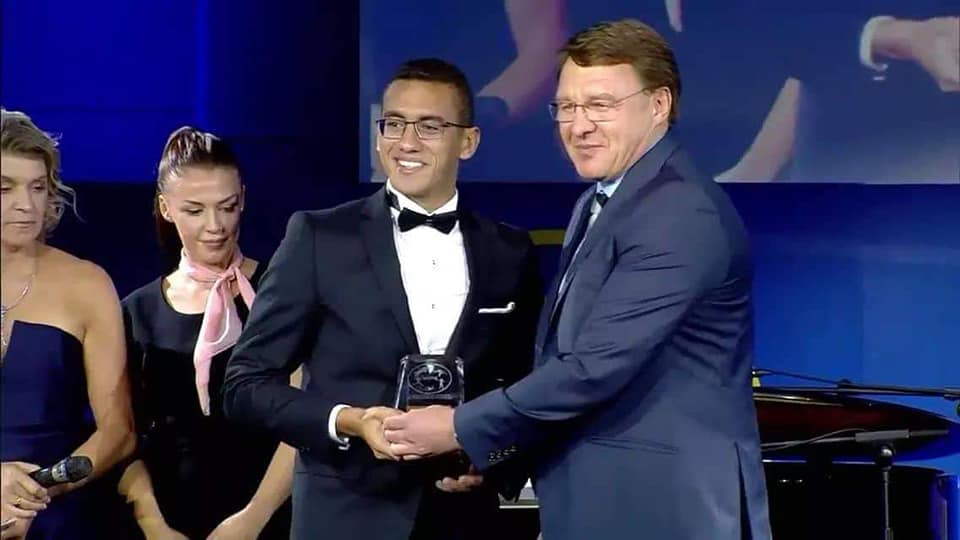 أحمد الجندى لاعب الخماسى الحديث يفوز بجائزة آل مكتوم للإبداع الرياضي