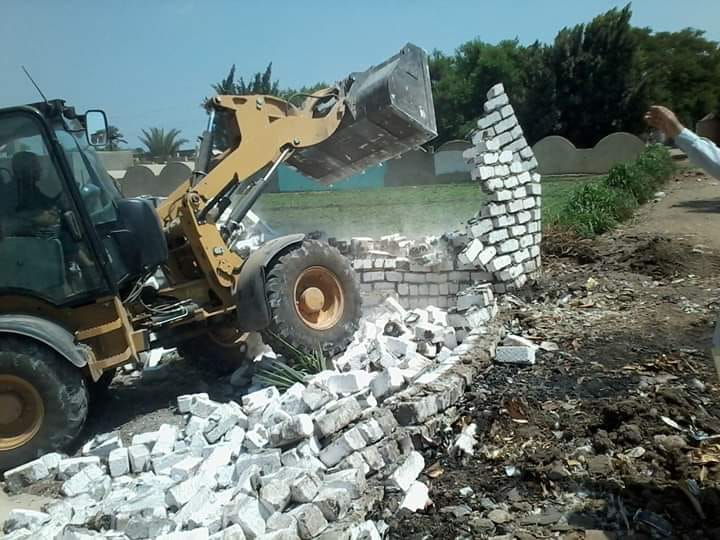 الزراعة بدأت اليوم أكبر حملة لإزالة التعديات على الأراضى الزراعية