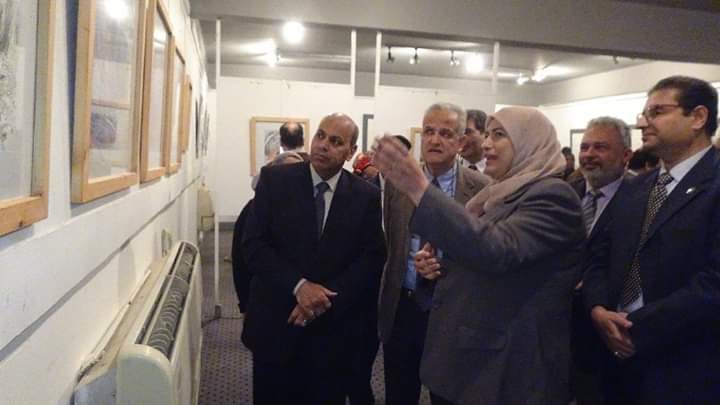 معرض للاعمال الفنية بجامعة المنيا