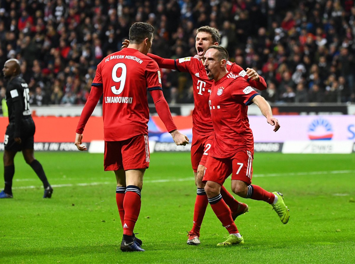 بايرن ميونخ يقترب من ضم مدافع أتلتيكو مدريد
