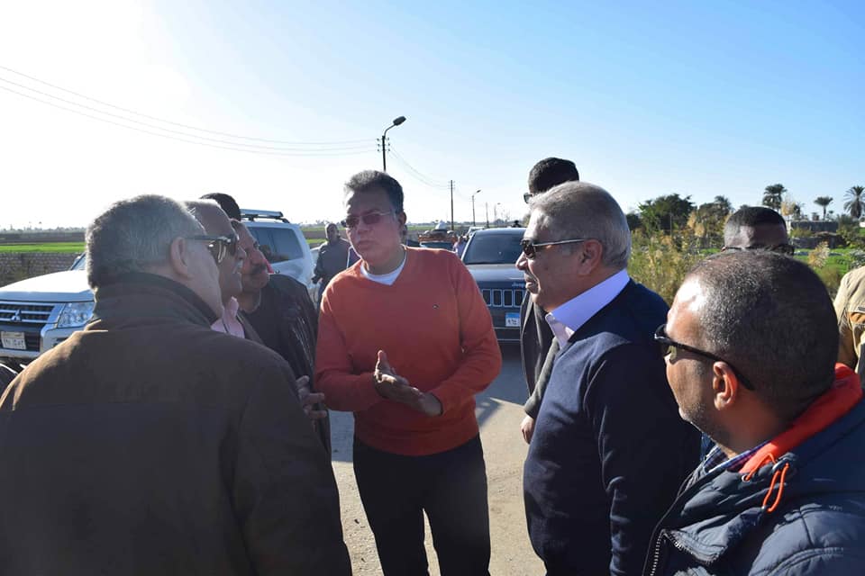 وزير النقل يؤكد علي تطوير ابراج الاشارات للسكك الحديدية