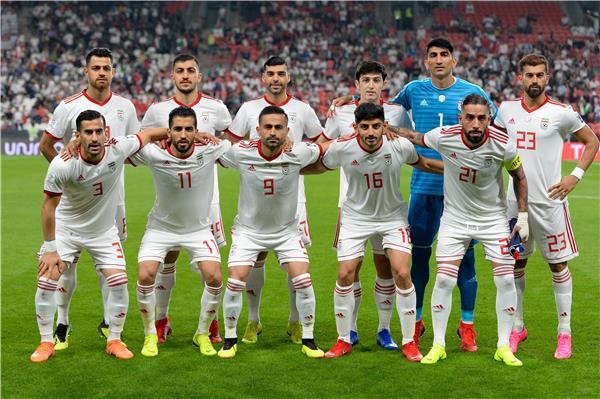إيران تتعملق بخماسية والصين وكوريا الجنوبية يؤمنان أول ثلاث نقاط
