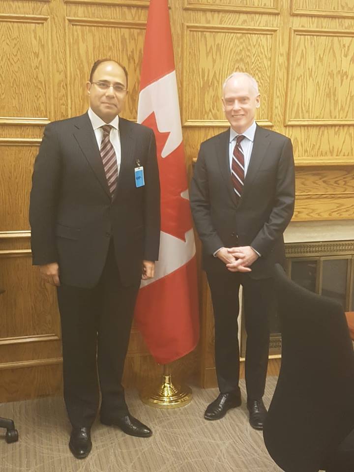 سفير مصر في كندا يبحث تعزيز  مجالات التعاون مع مستشار رئيس الوزراء الكندي