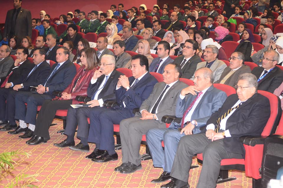 وزيرا التعليم والهجرة يشهدان افتتاح المؤتمر القومي الأول لجامعة الطفل