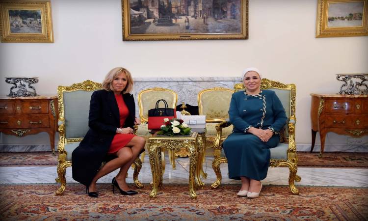 انتصار السيسي تلتقي مع قرينة الرئيس الفرنسي