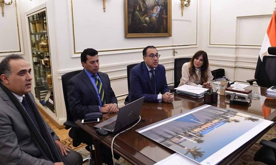 رئيس الوزراء يستعرض آخر المستجدات لاستضافة بطولة كأس الأمم الأفريقية ٢٠١٩