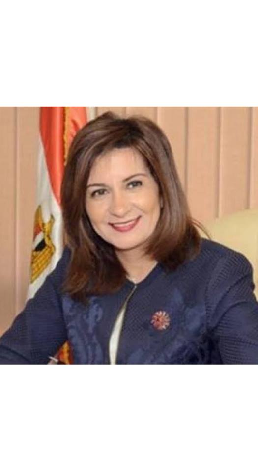 وزيرة الهجرة تتواصل مع مواطنين مصريين بالخارج أرسلا خطابا لماكرون للدفاع عن الوطن