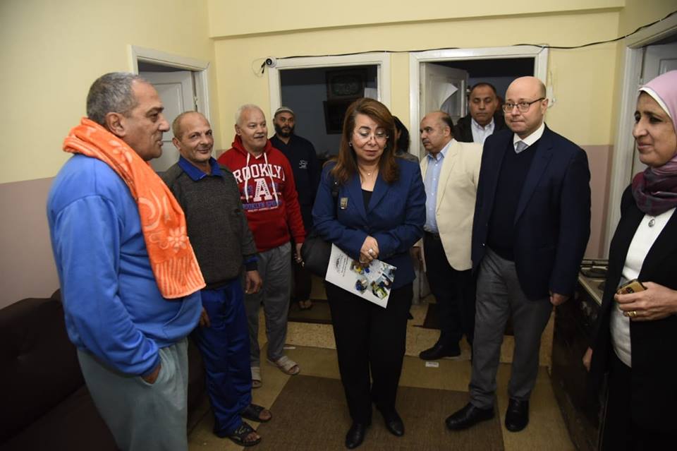 غادة والي تزور دار الهدايا للرعاية الاجتماعية بالإسكندرية