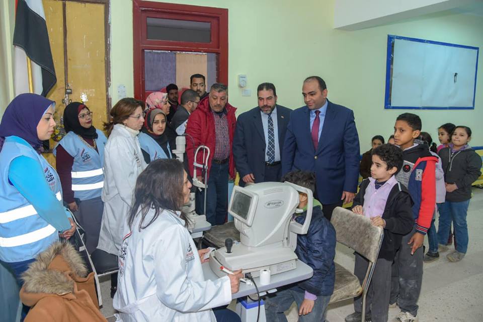 نائب محافظ الإسكندرية ووفد من منظمة الصحة العالمية يتابعون أعمال المبادرة الرئاسية ”نور حياة”