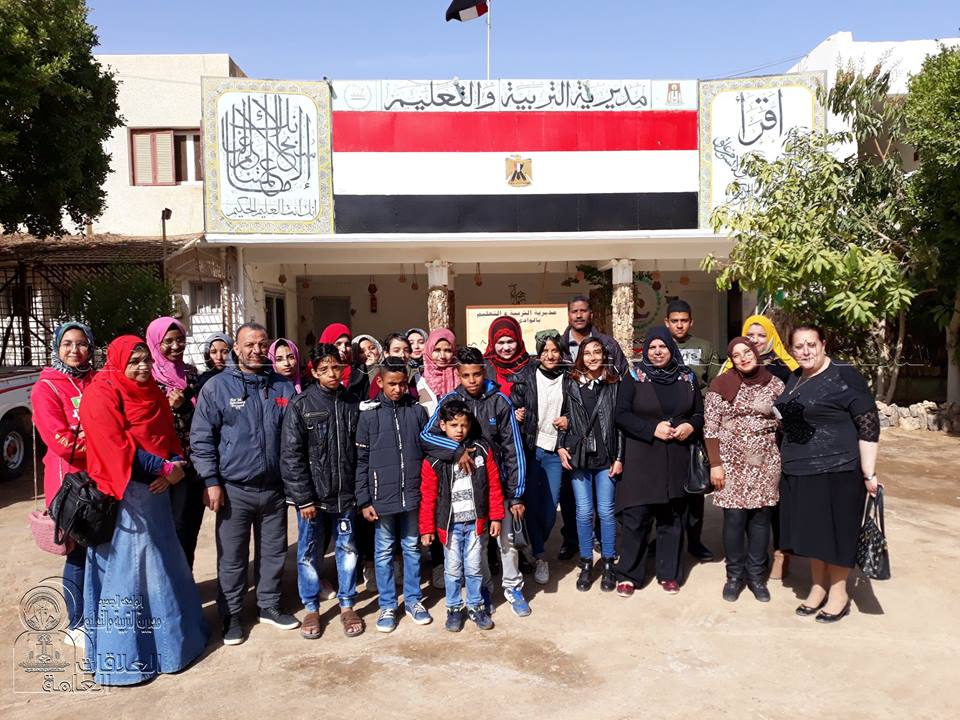 تعليم الوادي الجديد يودع طلاب المكاتب التنفيذية للقاهرة