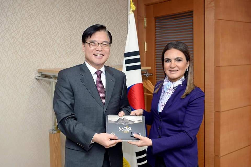 مصر وكوريا الجنوبية توقعان مذكرة تفاهم لزيادة الاستثمارات المتبادلة