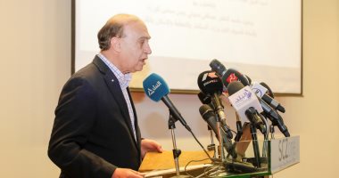 مميش يستعرض تنفيذ حى سكنى للعاملين بالمنطقة الاقتصادية لقناة السويس