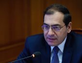 طارق الملا يبحث مع مساعدة الرئيس الأمريكي تطوير قطاع البترول