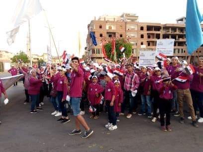 المركزيه للبرلمان تنظم مسيره في اولي فاعليات مهرجان التنشئه الوطنيه بالاقصر ” مصر سلام وامان ”