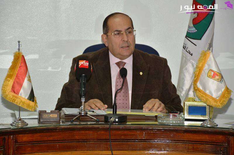 ”عبد المنعم” يحيل عدد من المسئولين عن تأخير إنهاء مشروع صرف صحى بجهينه للتحقيق