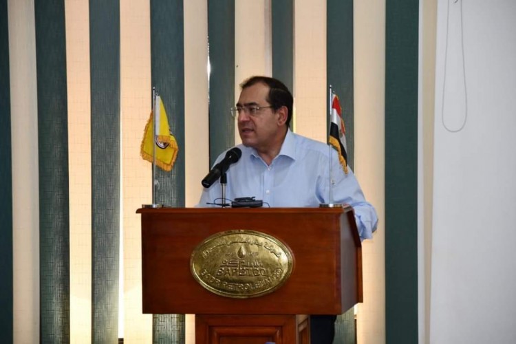 وزير البترول يتابع تنفيذ خطط إنتاج الزيت الخام