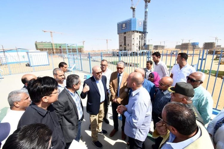 وزير الإسكان يتفقد منطقة الأعمال المركزية بالعاصمة الإدارية الجديدة