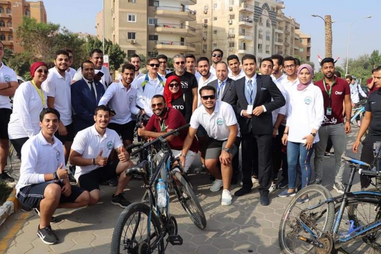 وزيرا الشباب والتعليم العالي يشاركان فى ماراثون جامعة مصر