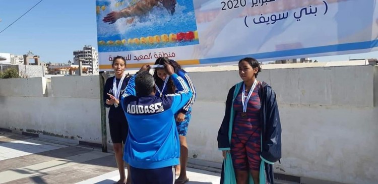 باسم مجدى يحصد ذهبية 800 م حر ببطولة الصعيد الشتوية للسباحة