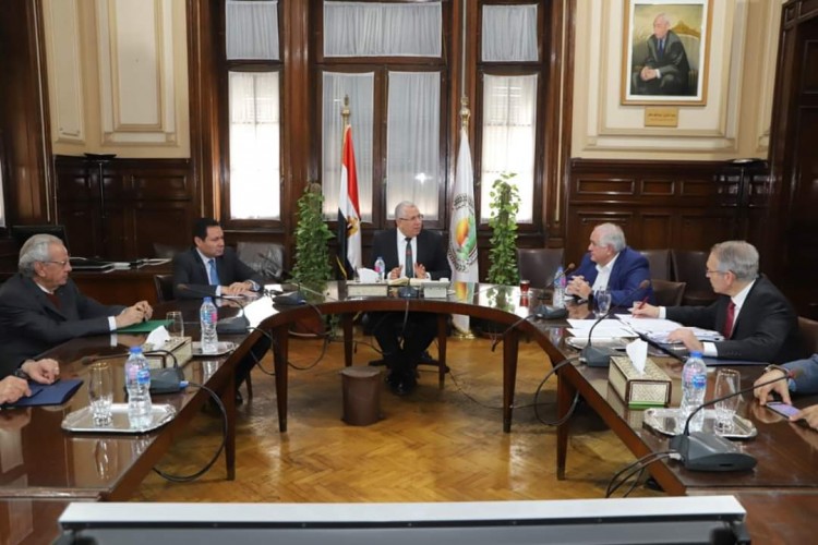 القصير هناك تكليف من القيادة السياسية بإزالة كافة العقبات امام الصادرات الزراعية