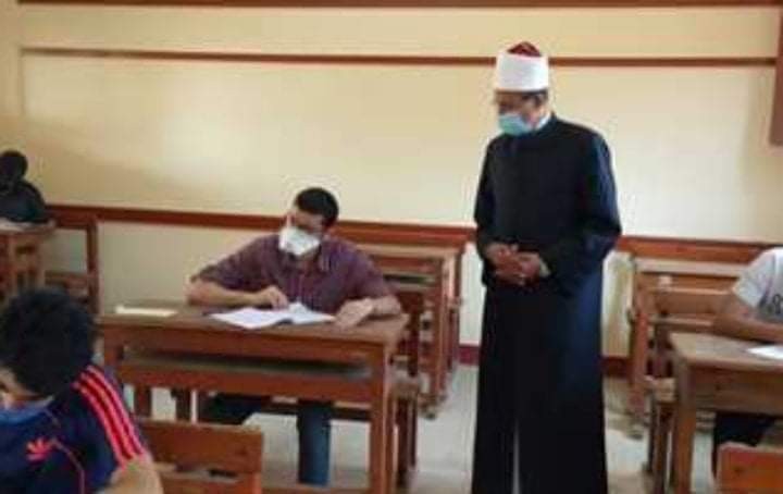رئيس قطاع المعاهد الأزهرية: الامتحانات لم تخرج عن مستوى الطالب المتوسط