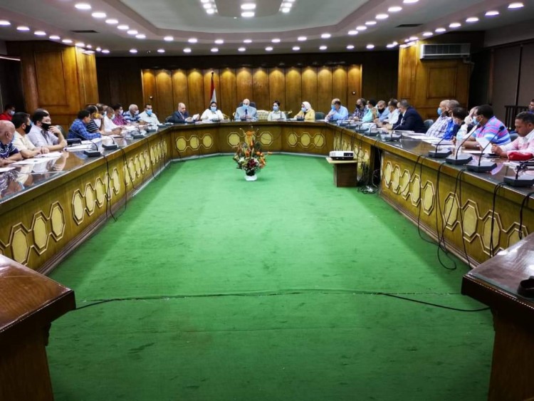 50 مركزا لاستلام الأقطان من المزارعين في الفيوم وبني سويف والبحيرة والشرقية