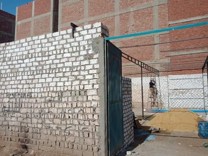 محافظ المنيا: استمرار حملات إزالة التعديات على الأراضي الزراعية وأملاك الدولة