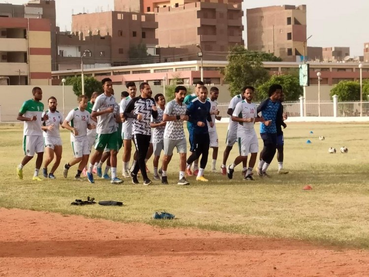 اليوم كيما اسوان يختتم تدريباته استعداداً لمواجهة البداري فى الممتاز "ب"
